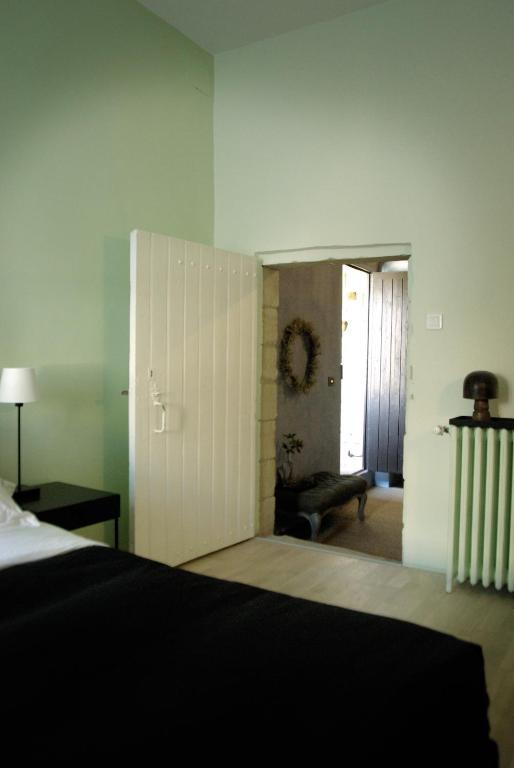 Bed and Breakfast Monte Arena Montaren-et-Saint-Médiers Pokoj fotografie